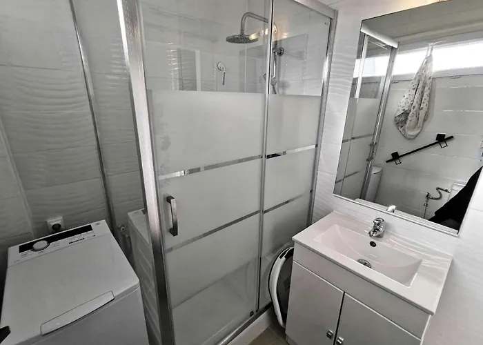 Etoile Du Sud - 2 Pieces 4 Personnes Port Leucate. Ref: 2ets_21 Mae-2401 * Leucate